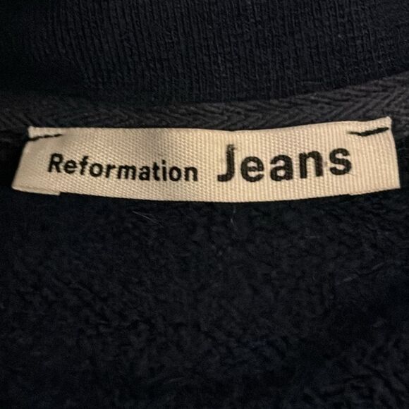 Reformation Marla Half Zip Cropped Sweatshirt in Navy - Picture 5 of 9